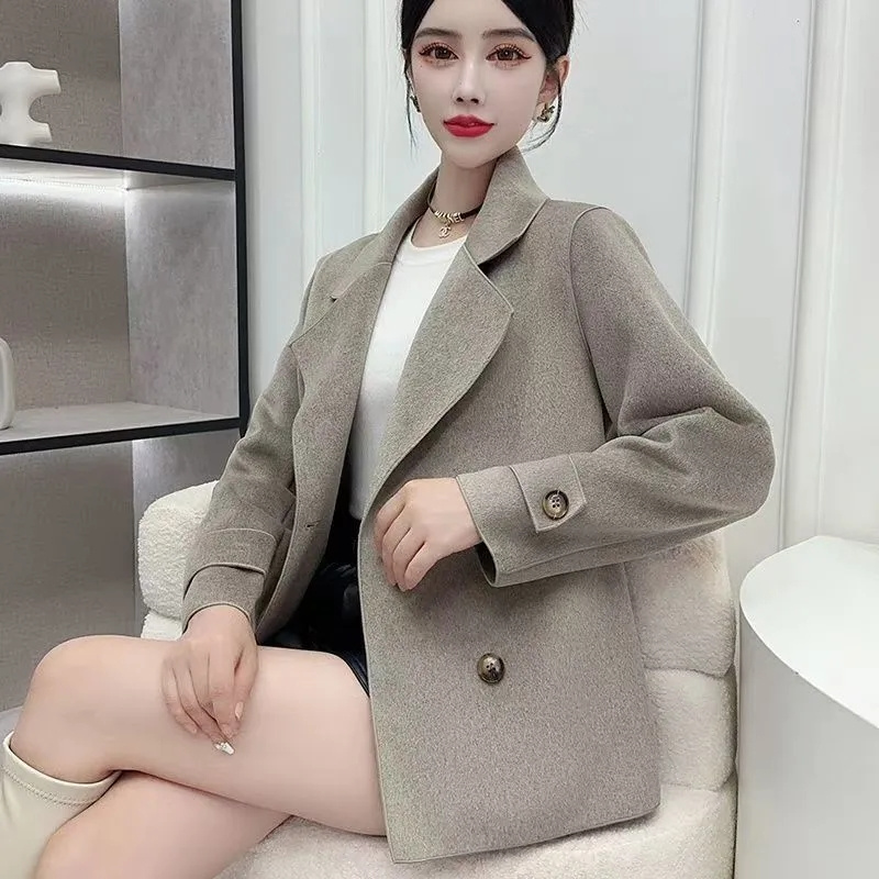 Casaco Feminino de Lã Preto Ou - Wool Coat Peacoat avaliação e preço